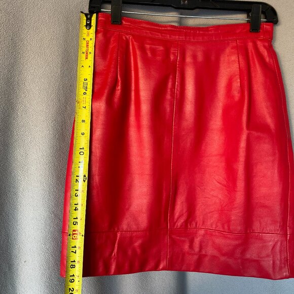JC Comini Red Genuine Leather Pencil Skirt | Size S/6 | Made in Argentina - Picture 4 of 8